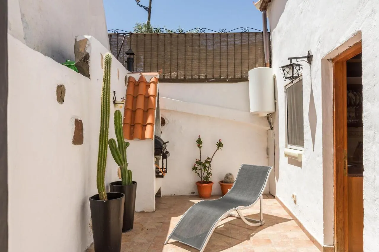 La Sorrueda Casa La Huertecillaヴィラ シャレー